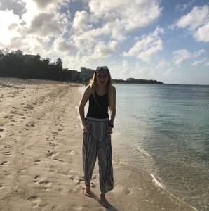 Meet your Posher, Briana